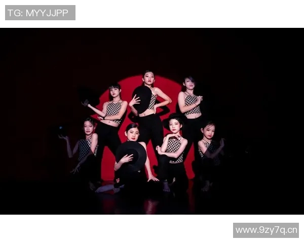 深圳街舞队的转型之路与街舞文化的融合与发展探讨